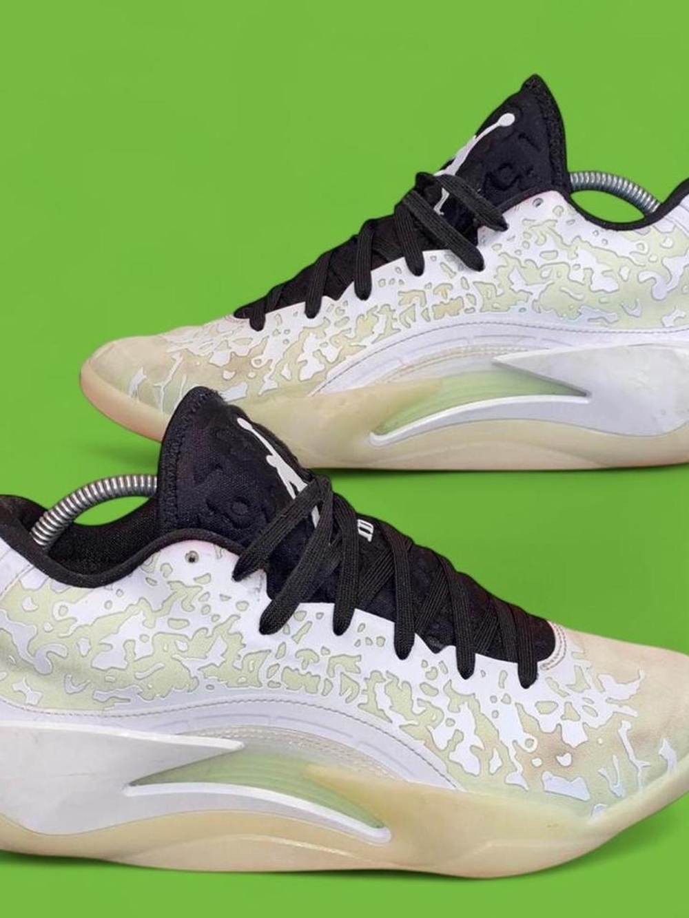 Jordan Zion 3 'No Guts' White & Black Basketball Sneakers